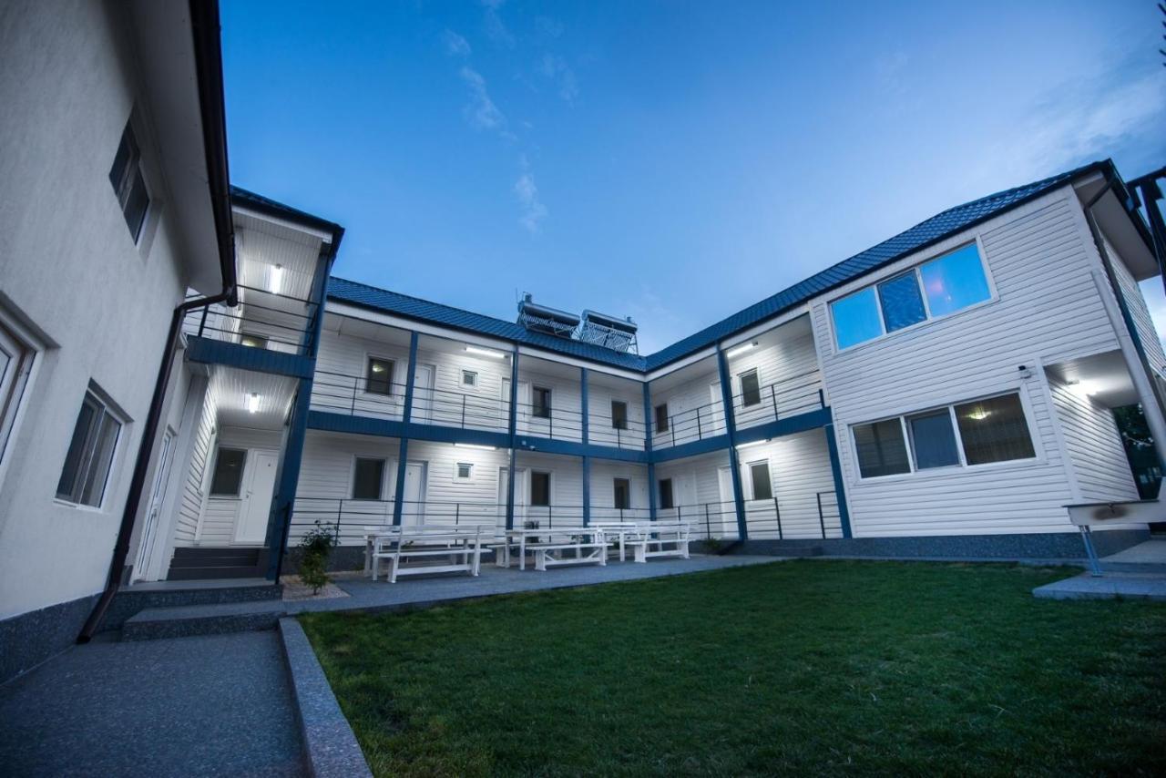 Vila Yanis Vama Veche Eksteriør bilde